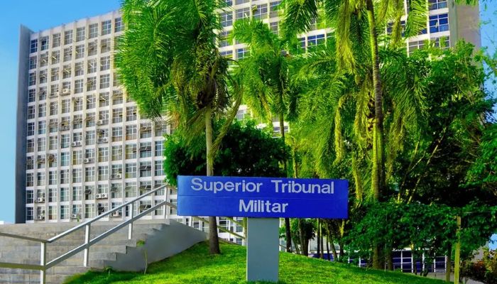  STM vai julgar perda de patente de Bolsonaro e militares condenados 